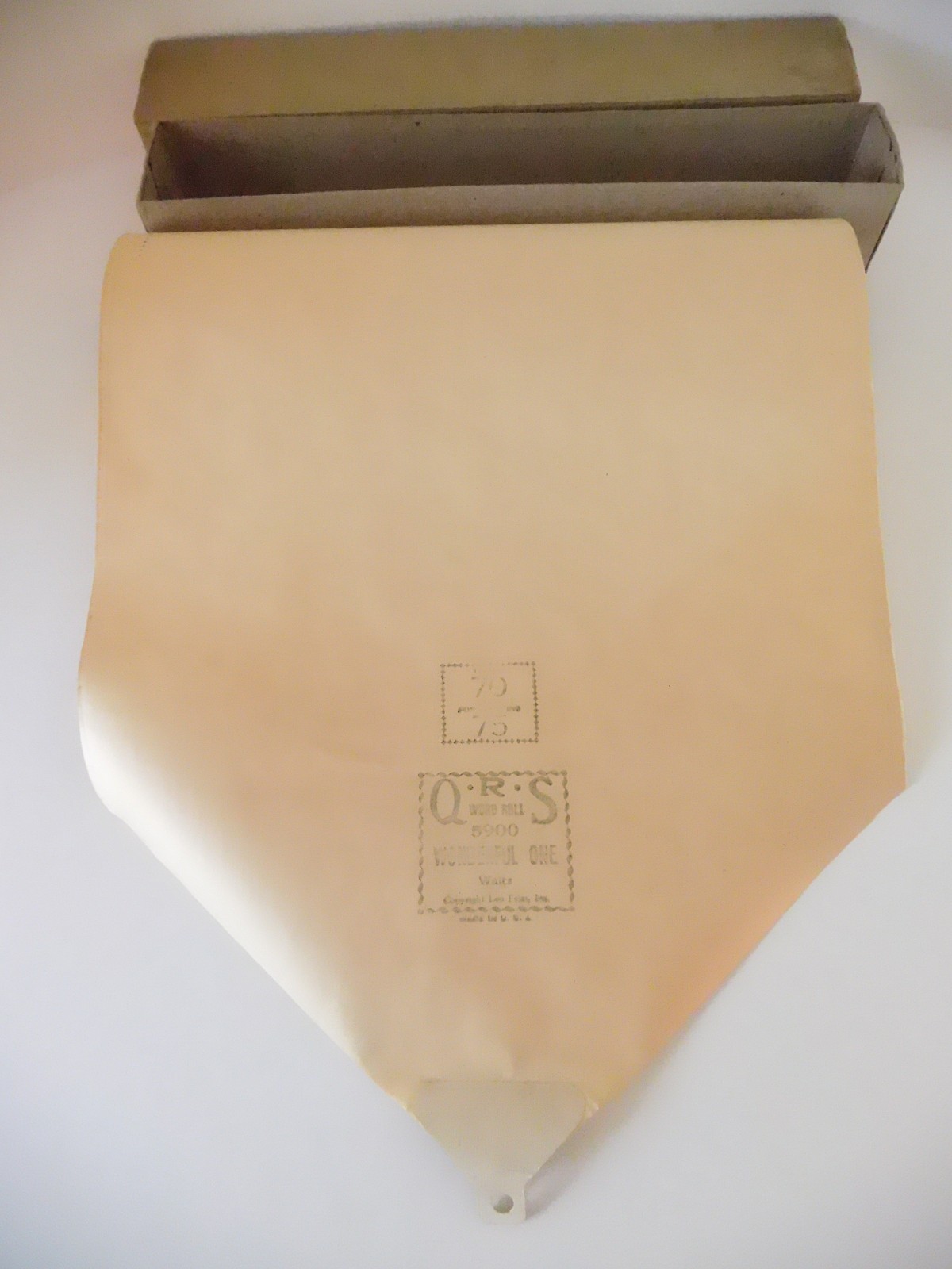 WONDERFUL ONE  -QRS Player Piano Word Roll  5900  -NO DAMAGE