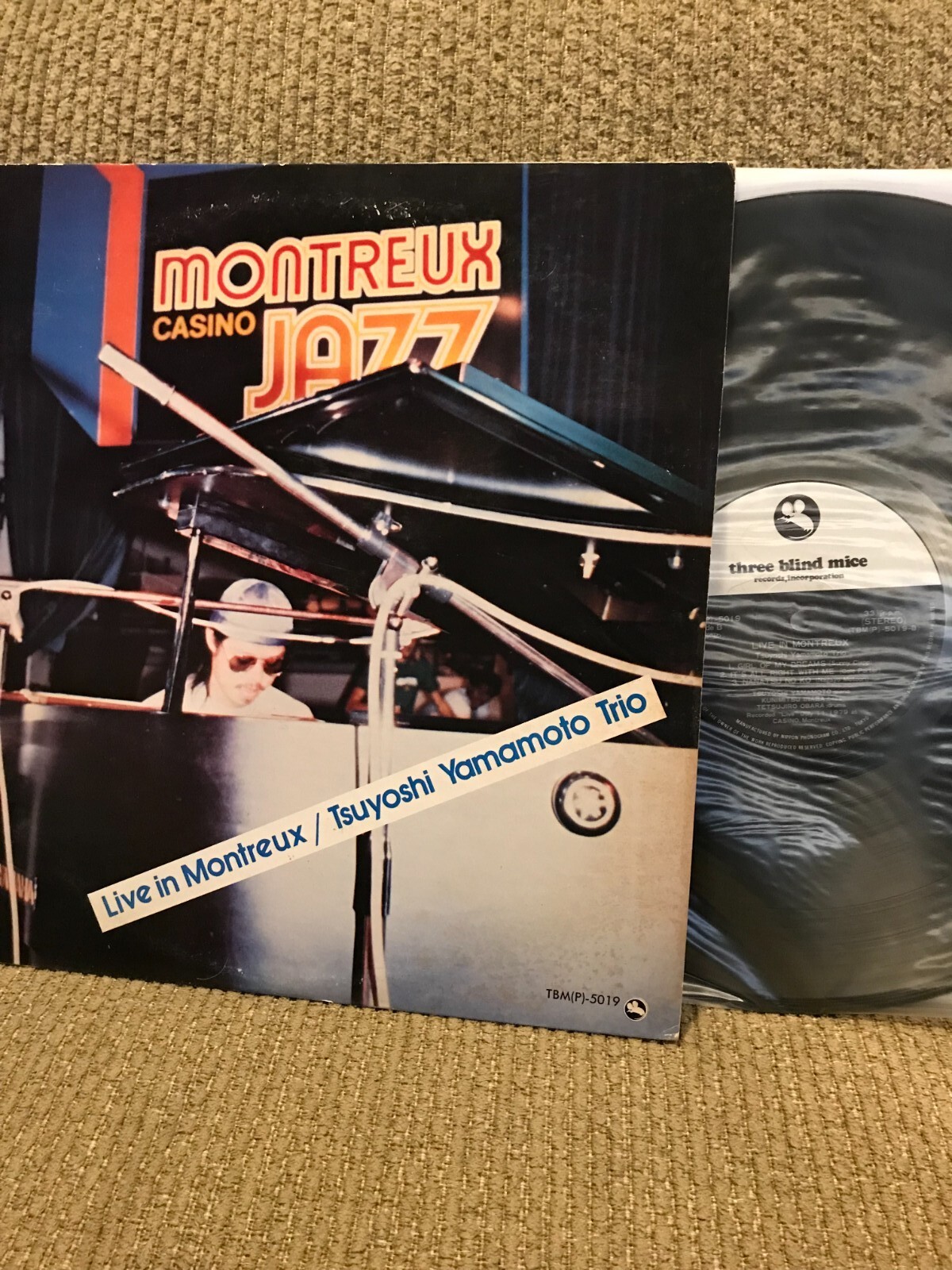 邦楽 Live in Montreux Tsuyoshi Yamamoto Trio 山本剛トリオ - Live in Montreux - Amazon.com Music
