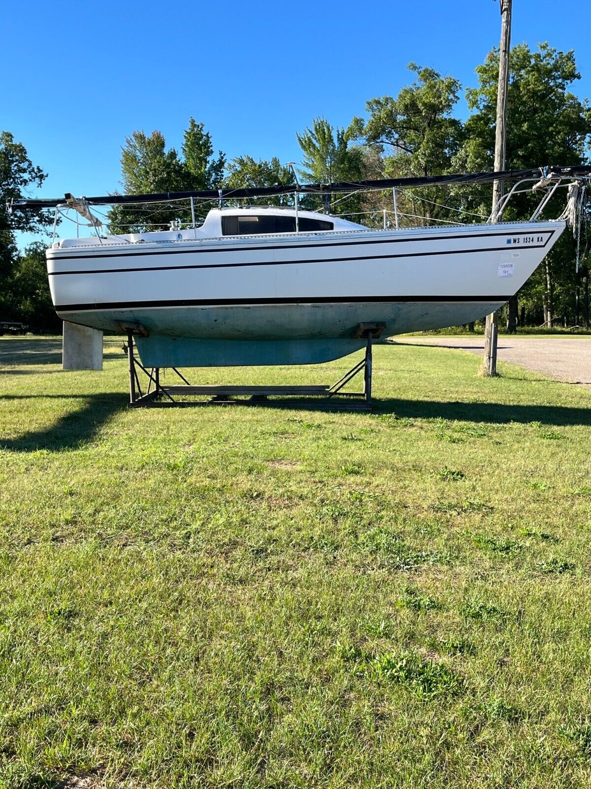 1975 26' S2 Yach Sailboat w/ Inboard Motor (NON RUNNER AND NO TRAILER) -T1293028