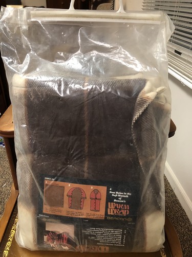 Beacon Camp Warm Wrap Blanket Robe Vintage 70s 1970s Brown Plaid Original Tag