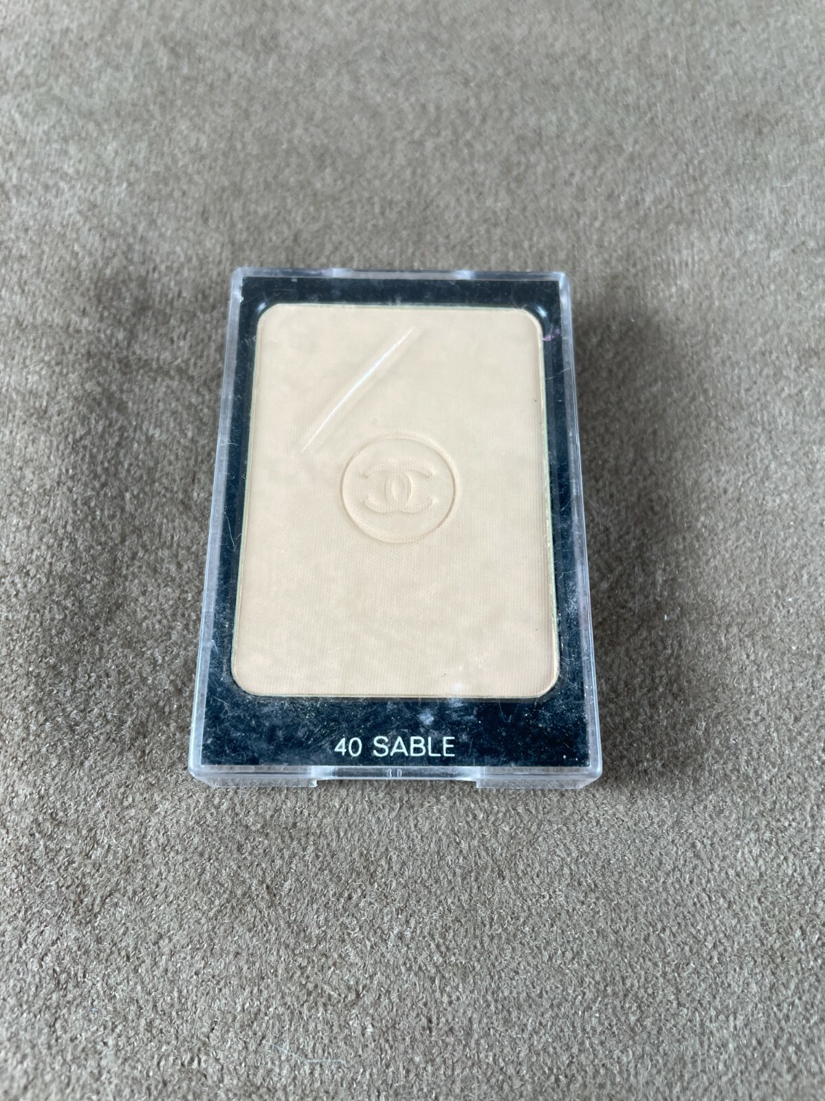 Chanel Mat Lumiere Luminous Matte Powder 40 Sable