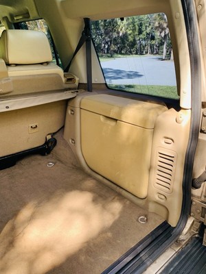 image 7 of interior
