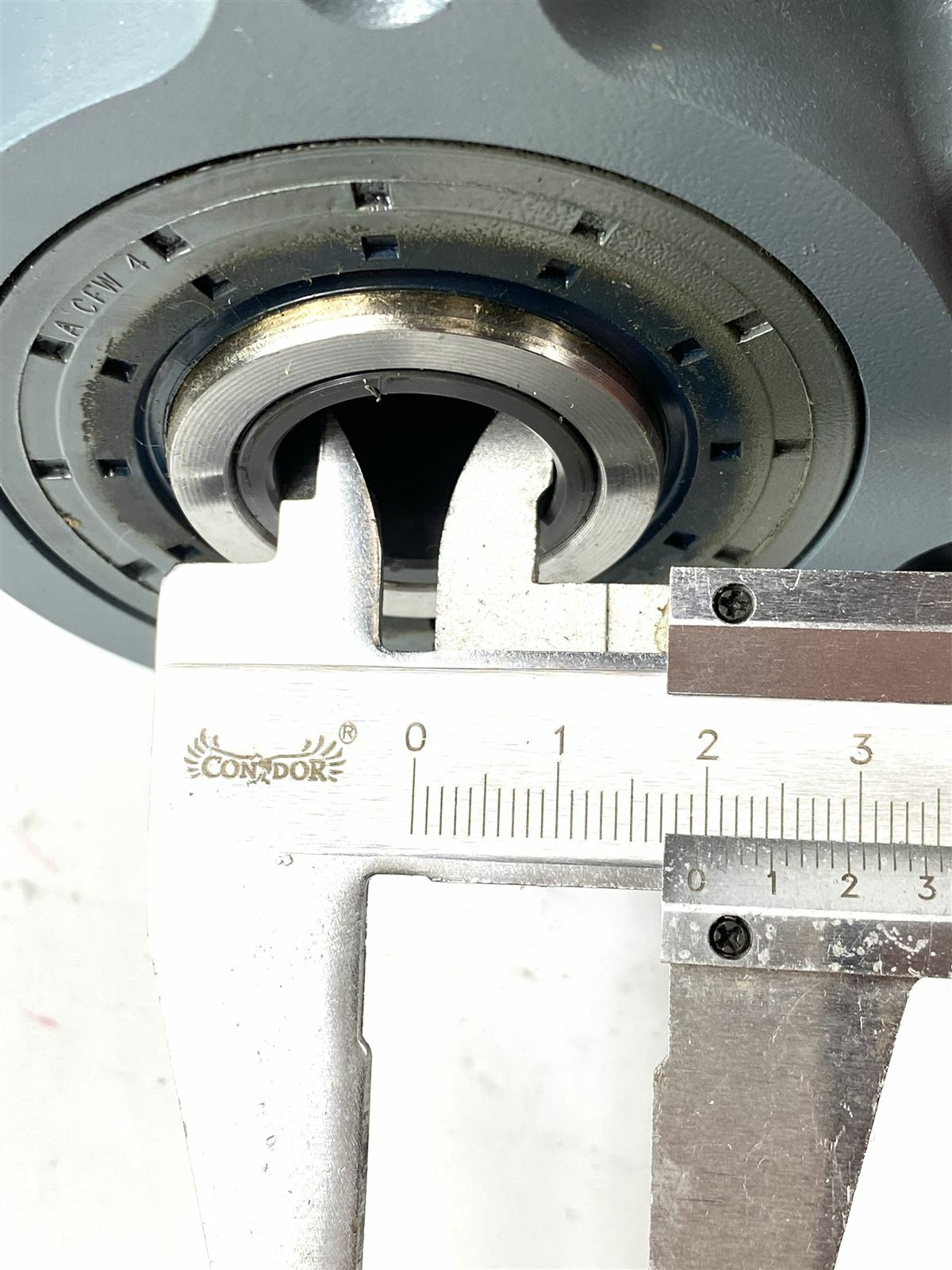 Hytrol 300.3208 | SEW - 7.5HP  69RPM  KT77TDRN132S4 main image 1
