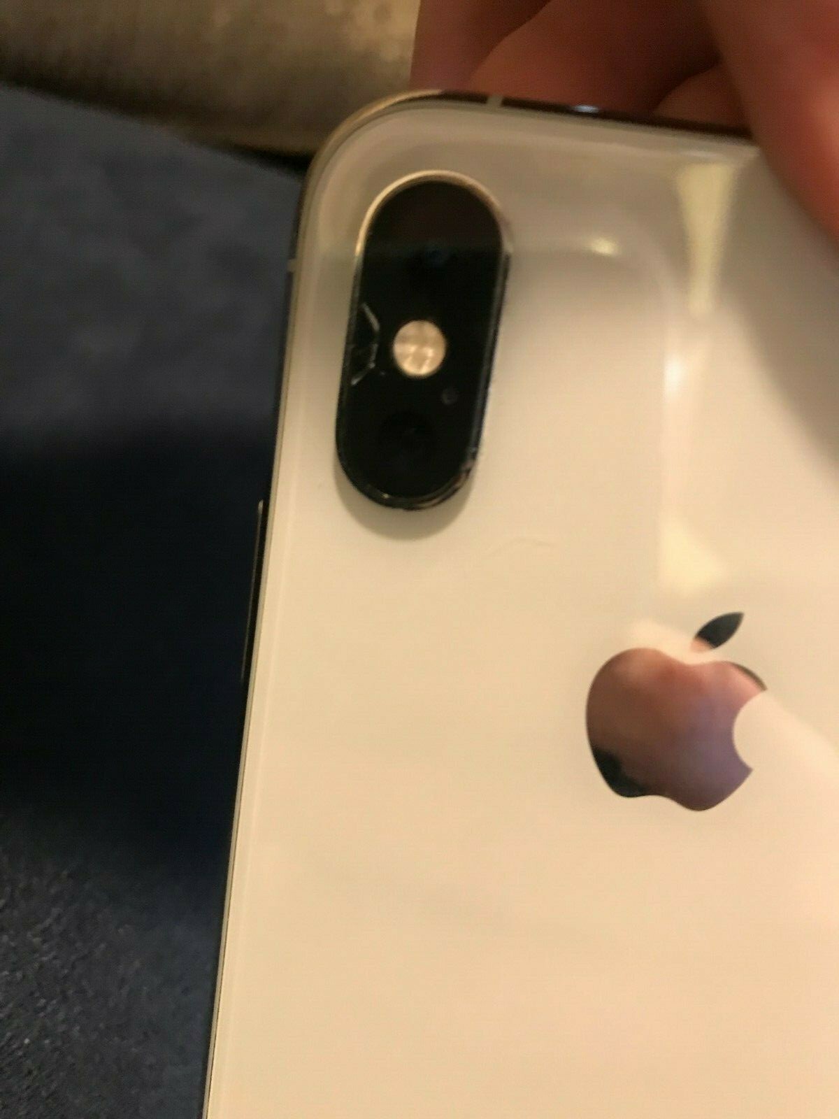 Apple iPhone XS - 64GB - AT&T - Silver - For Parts Read Description