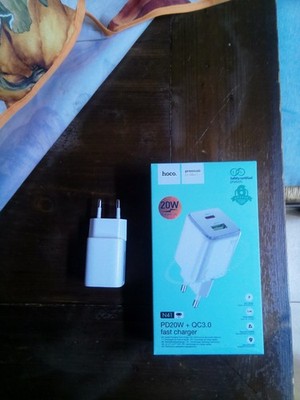 Foto dell'oggetto di un acquirente verificato