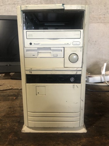 デスクトップPC　Intel 486 Vintage ？　ジャンク品 デスクトップPC Intel 486 Vintage ？ ジャンク品 Intel 486 In