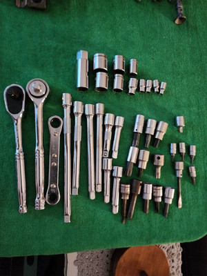 Stanley, Challenge, Tekton & Kmart (40 pc Misc.) tool bundle Ratchets & sockets