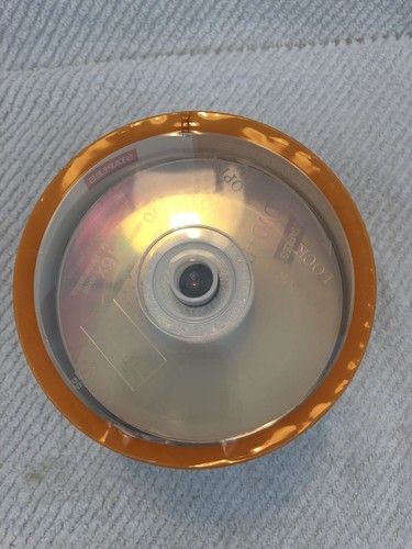 Staples 4.7GB DVD+R ,16X  120min 100 Pack