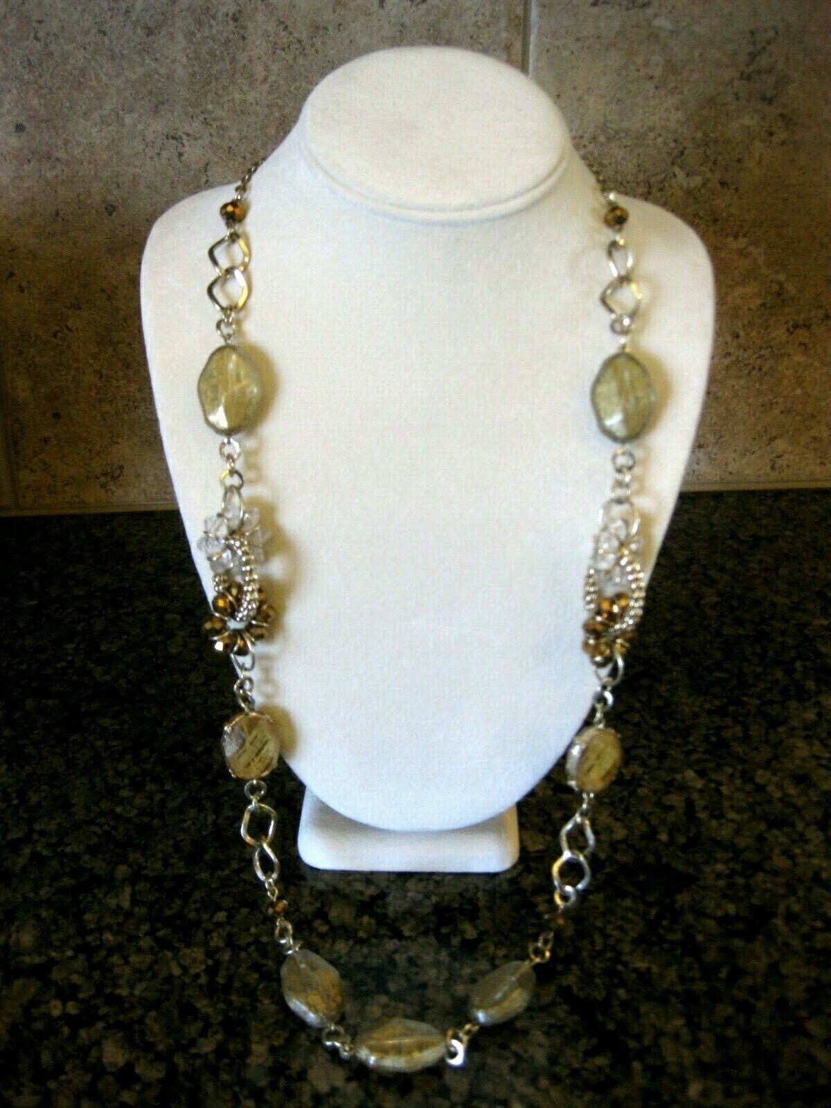 ネックレス・チョーカー [LAN ARCHIVE_official][1101] Clear Beaded Chain Necklace NEW YORK & COMPANY 38” Chain Necklace w/ Various Glass Beads