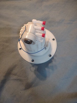 Mercedes Benz W216 C216 W221 S430 S500 S600 CL500 SLK350 Fuel Filter 1714700990