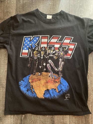 Vintage KISS Alive Worldwide 1996 Tour Concert T Shirt Size Vintage KISS Alive Worldwide 1996 Tour Concert T Shirt Size