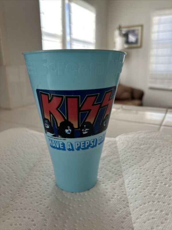 Kiss 1977 Aucoin Pepsi Scream Machine Cup Unpunched Nice Condition