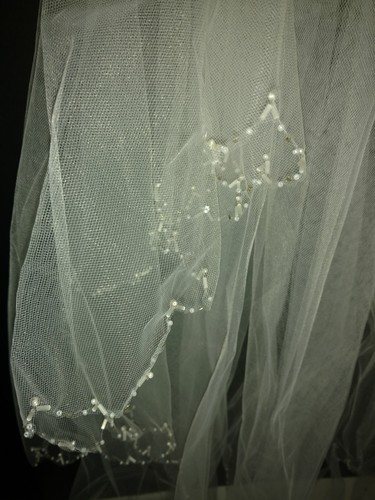 David's Bridal Tear Drop 2-Tier Veil w/ Scallop Edge, 595, White  36