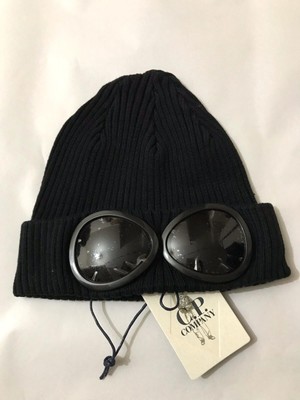 cp company winter hat