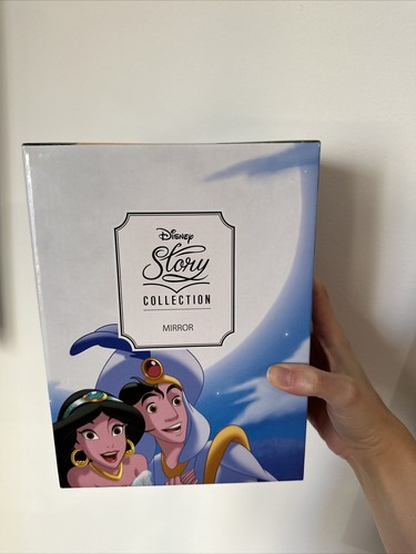 Disney Store Japan Jasmine Stand Mirror Aladdin Story