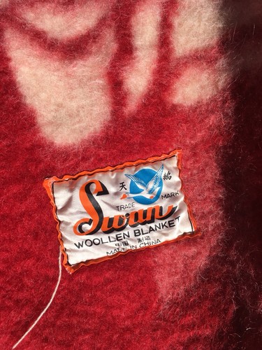 Vtg Swan Wool Reverse Print Blanket Throw Birds Floral Red And Cream Reversible