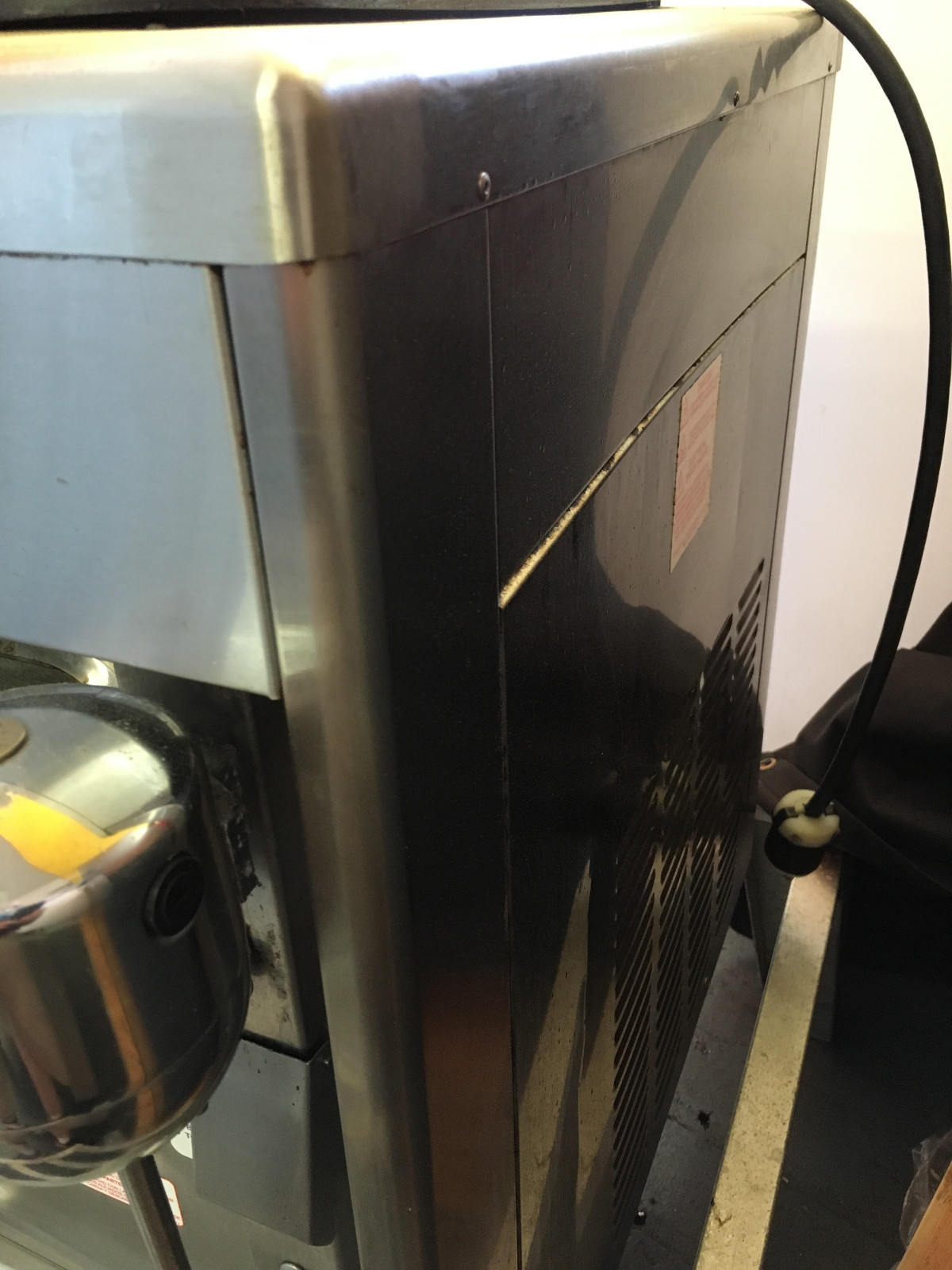 TAYLOR SLUSH MACHINE MODEL 340D-27