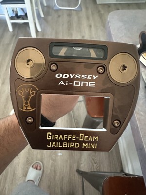 Odyssey Ai-ONE GIRAFFE-BEAM JAILBIRD MINI Putter 33 in