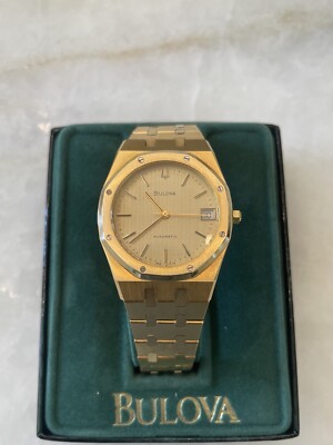 Gerald Genta NOS Bulova Royal Oak Gold Tone Stainless Steel Watch 36mm 4420301