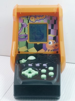 Rare Vintage 2000s Tiger Electronics Qbert  Handheld Arcade Game TESTED 