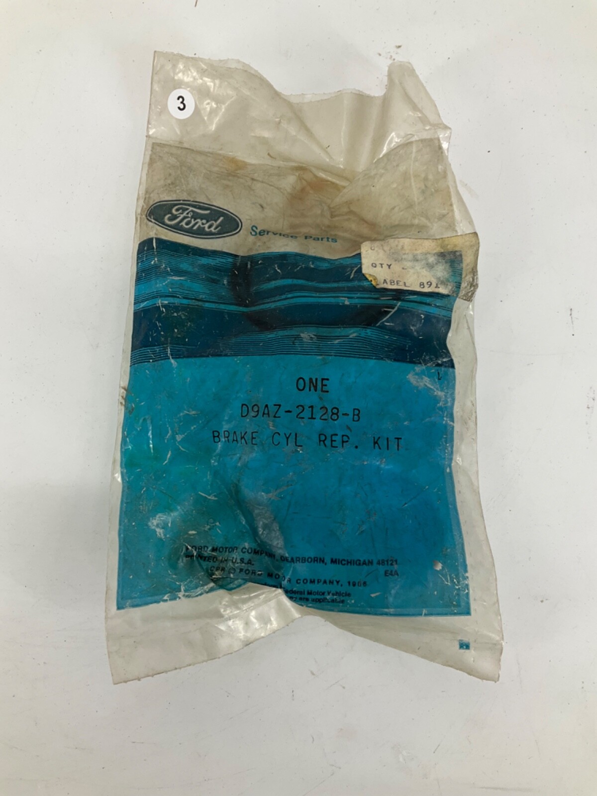 OEM Ford D9AZ-2128-B Brake Cylinder Repair Kit D9AZ2128B NEW OLD STOCK