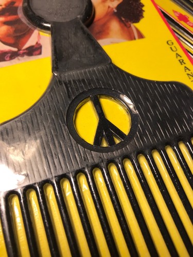 30 Vintage 6.5” Nylon Black PEACE SIGN Freedom Comb Cornell #250-P NOS Packaged