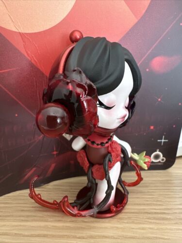 POPMART SKULLPANDA SP Valentine's Day Series Limited edition