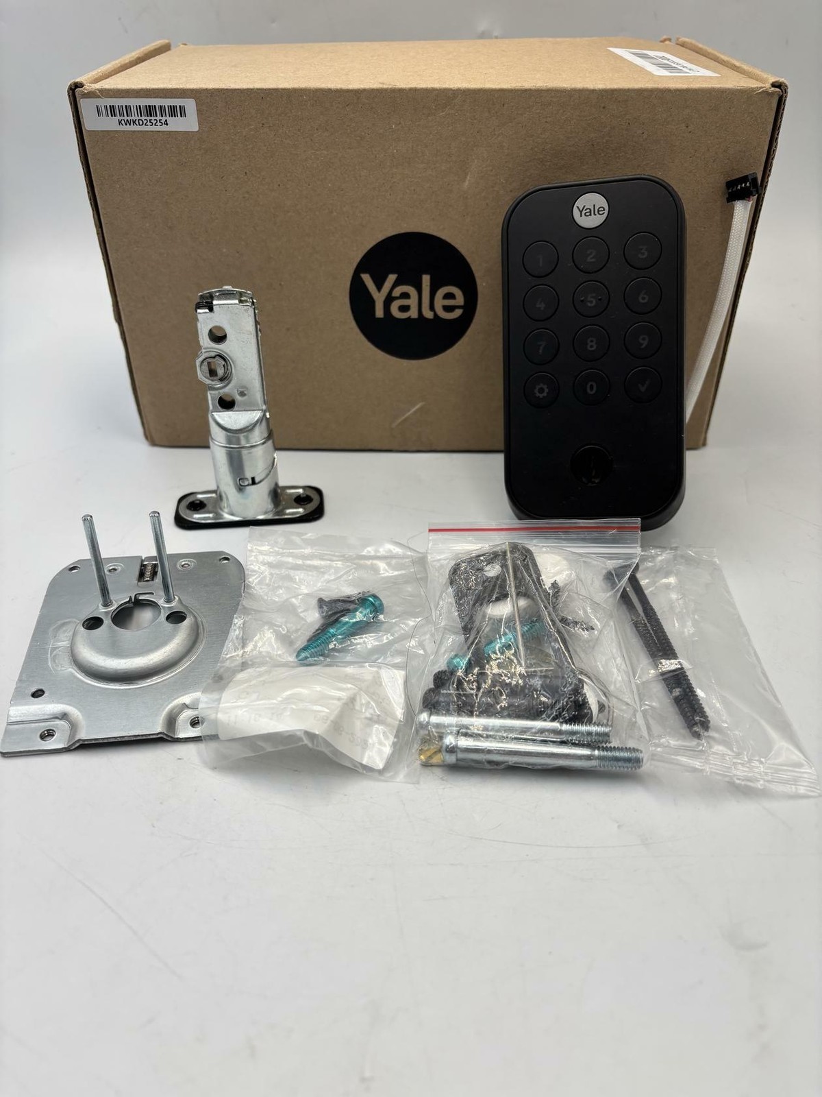 Yale Security Assure Lock 2, Smart Entry Door Lock with Wi-Fi Keypad *READ*