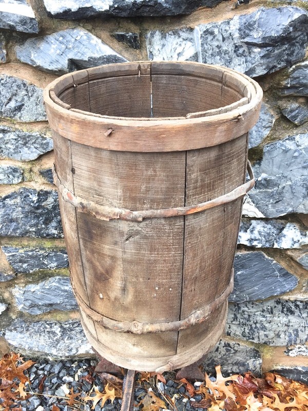 1” OLD Square NAILS 100 REAL 1850’s vintage rusty patina 5/32” small head BRADS