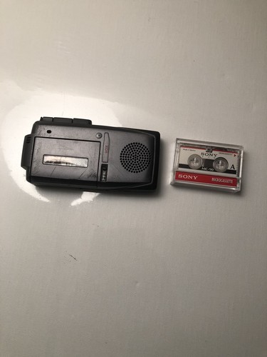 Radio Shack 14-1183 Micro-44 VOX Microcassette Recorder Pre Owned