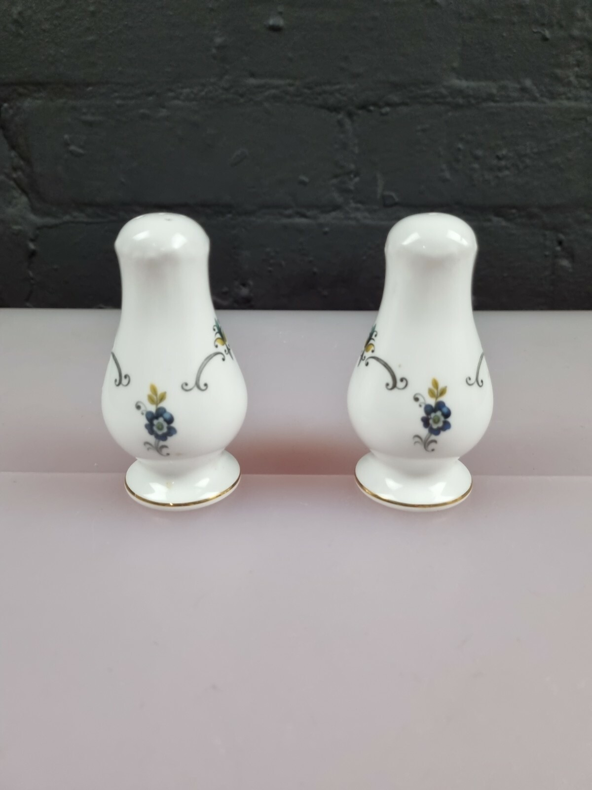 Mayfair China Argyle Cruet Set Salt and Pepper Pots 3.5" High