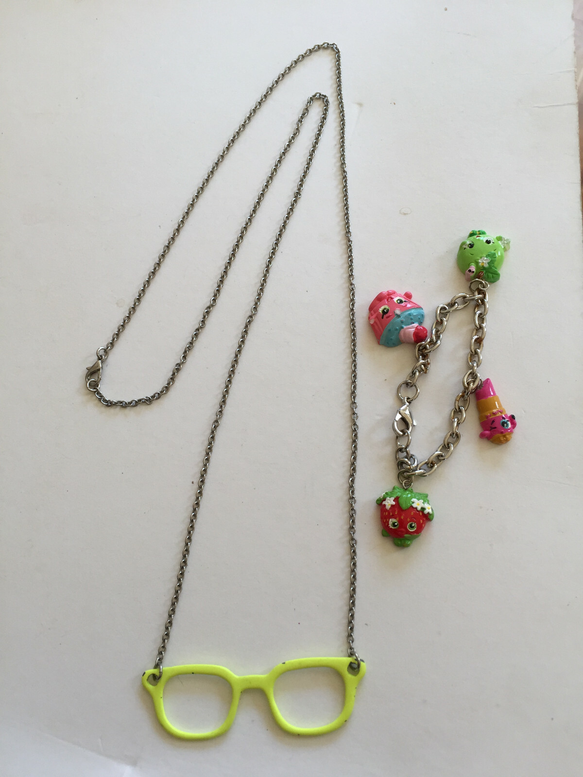 Metal Glasses Necklace & Shopkins Polly Interchangeable Charm Apple Bracelet