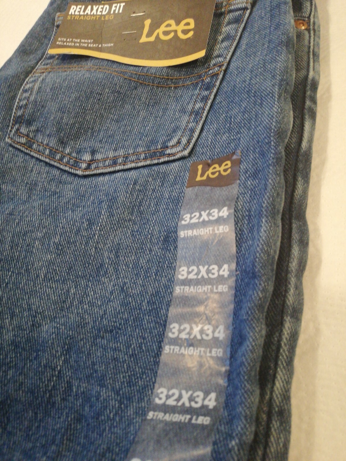 New Men's Lee Relaxed Fit Straight Leg Jeans #2055544 Size 32x34 Blue Jeans