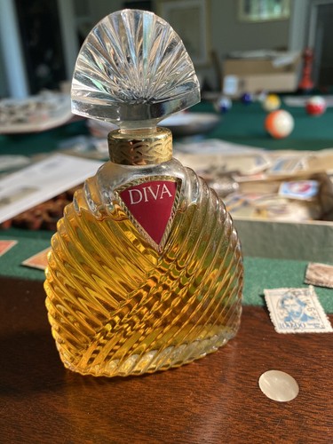 未使用 エマニュエルウンガロ ディーバ オードパルファム 100ml Emanuel Ungaro (エマニュエル ウンガロ) フレグランス DIVA