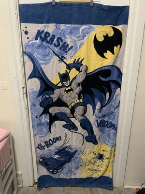 DC Comics Batman Climbing Dark Knight Fiber Reactive Bath/Beach Towel