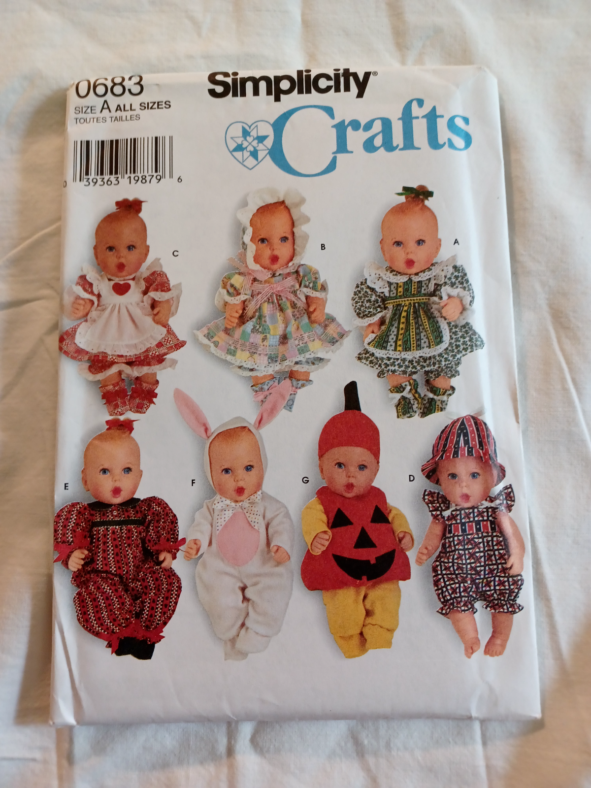Simplicity 0683 Craft Pattern - Baby Doll Clothes S/M 13