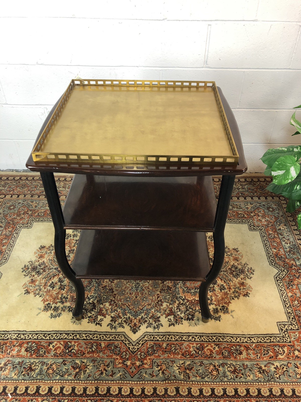 Baker Furniture Regency 3-Tier Brass Top Tray Table