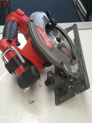 MILWAUKEE 2730-20 FUEL M18 CIRCULAR SAW (TOOL ONLY)
