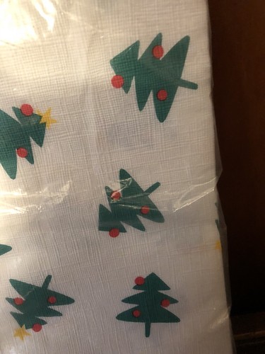Hallmark Table Cover Paper Tablecloth Vintage Christmas Tree 54