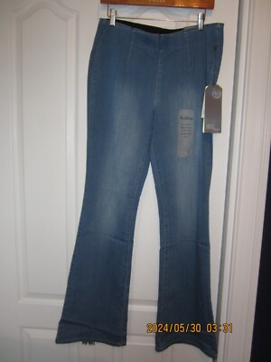 1822 Women High Rise Bootcut Pull On Jeans BLUE Silk Denim Super Stretch 16 NWT