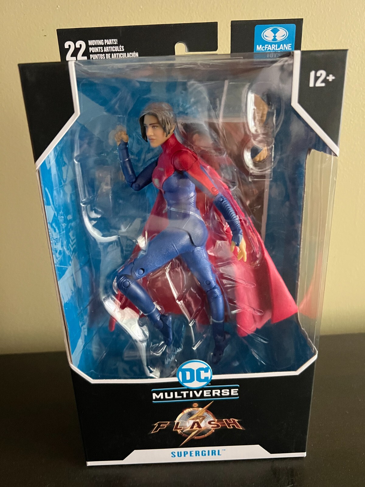 限定DC Supergirl vs MOTU She-Ra フィギュアセット dc-universe-vs-motu-classics--