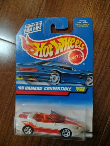 Hot Wheels 1998 Mainline #796 '95 Camaro Convertible White w