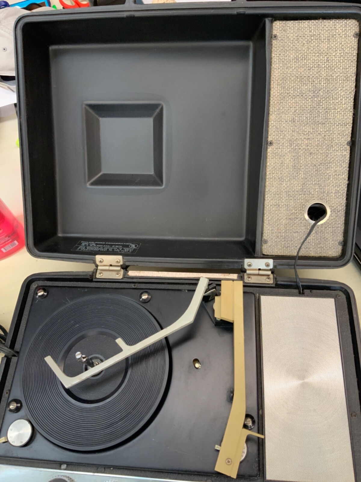 Philco Ford S1485 Portable Record Player