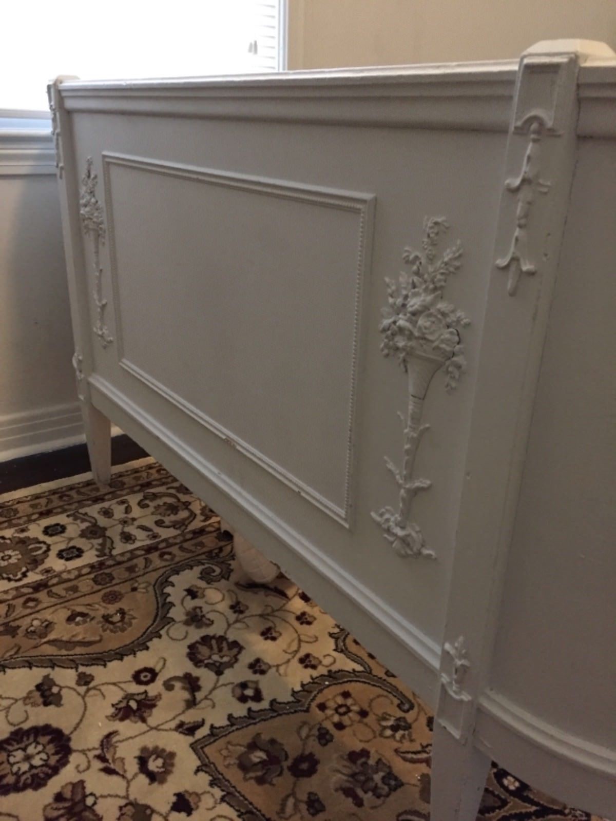 Antique full bed flowers