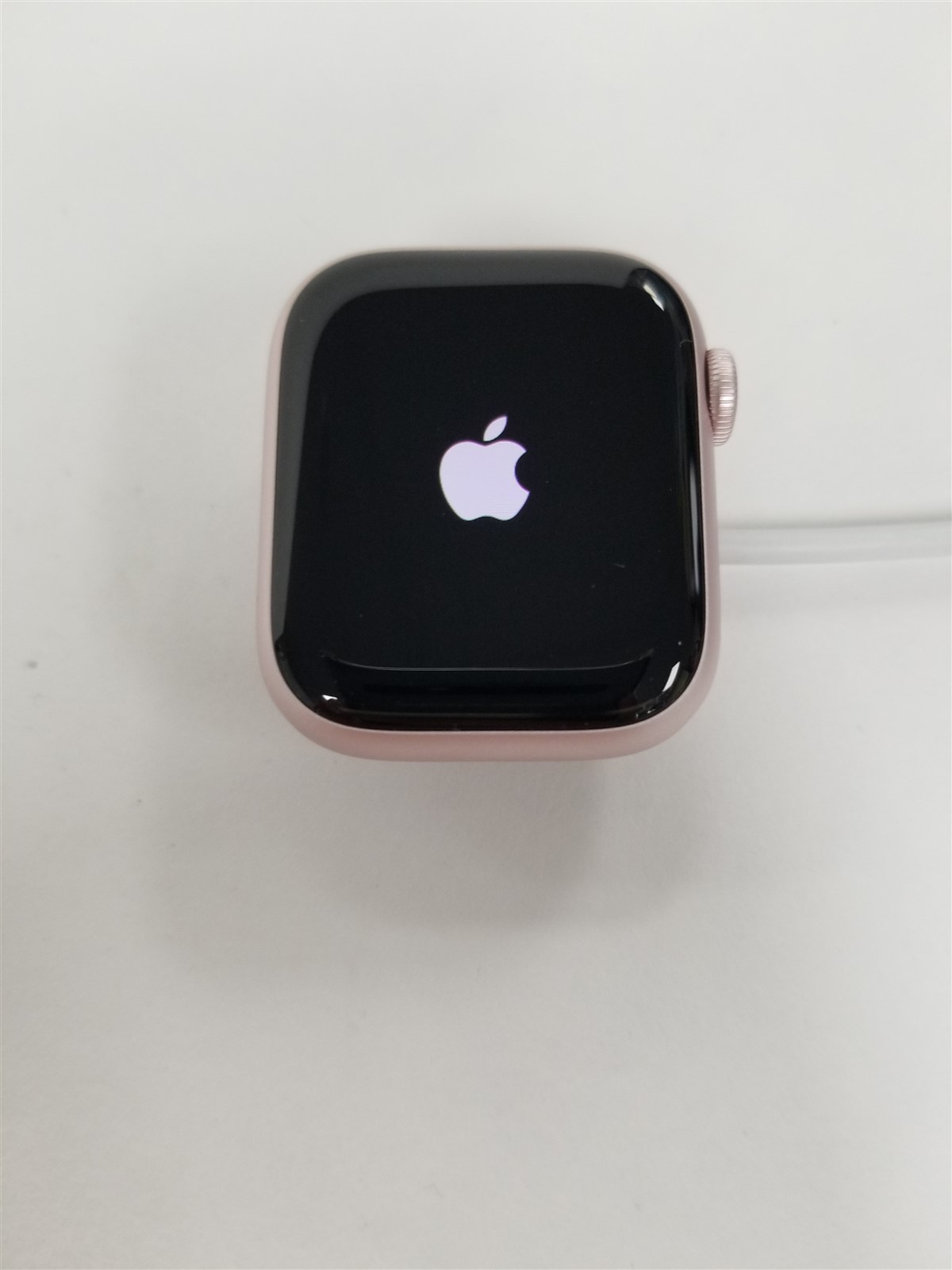 Apple Watch Series 9 41mm A2982 Pink/Pink Band (GPS + Cellular) Damaged VD5582
