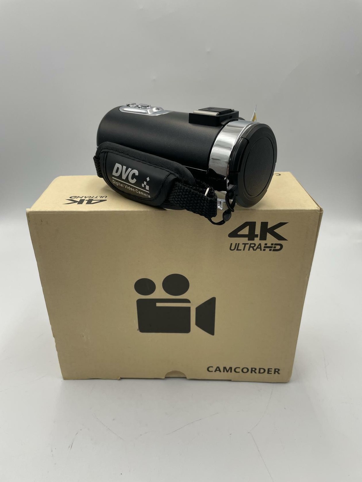 Yixinxin WAL-V4S 4K HD Video Camera, Camcorder 48MP 60FPS WiFi Vlogging (READ)