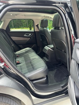 image 5 of interior