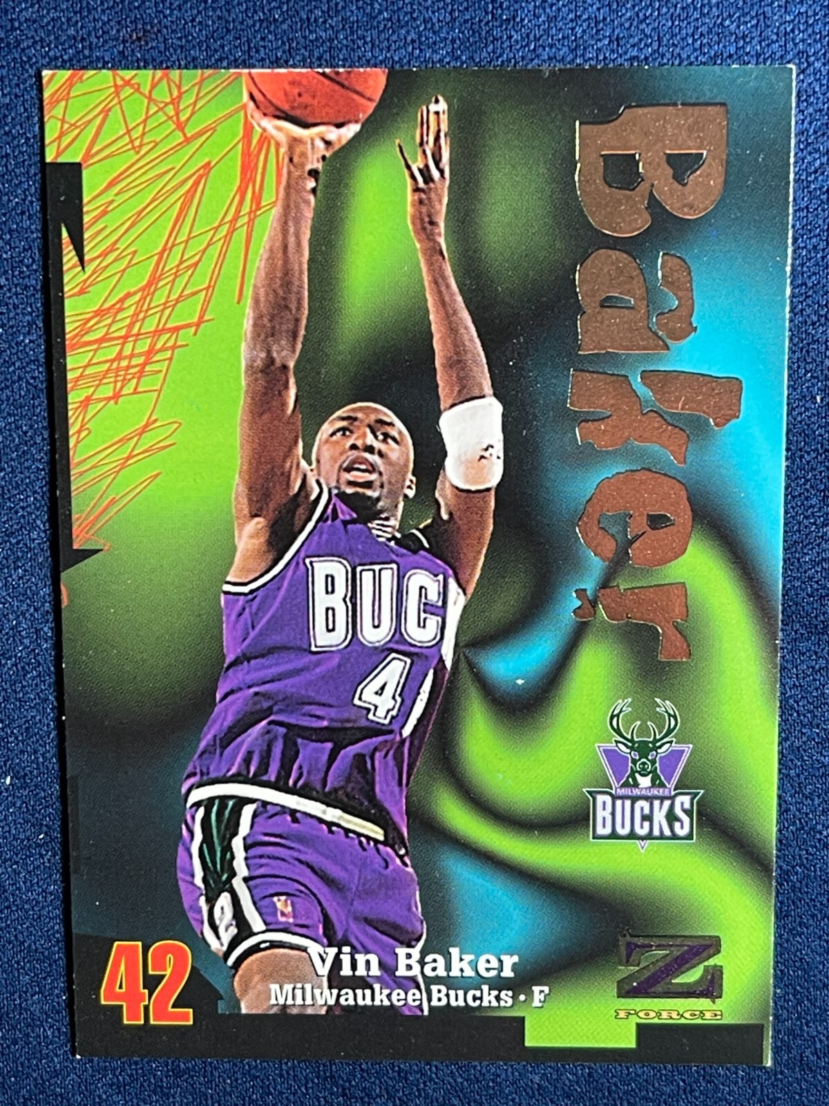 1997-98 SKYBOX Z-FORCE #42 VIN BAKER (MILWAUKEE BUCKS