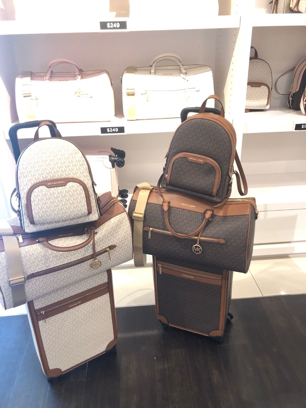 MICHAEL KORS WOMEN ROLLING TRAVEL TROLLEY SUITCASE+XL DUFFLE
