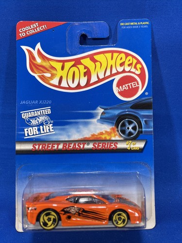1:64 HOT WHEEL Street Beast Series Wild Cat Attack #2 Of 4